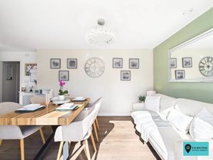 Dining Area - click for photo gallery